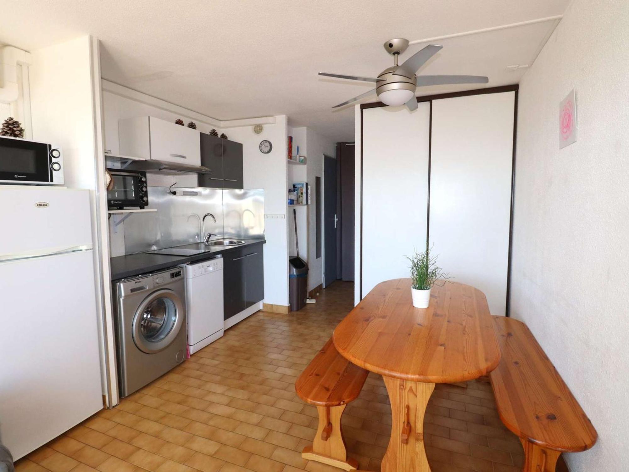 Studio Climatise Double Cabine Avec Piscine Et Parking A 650M De La Plage - Fr-1-307-140 Le Grau-du-Roi Exterior foto